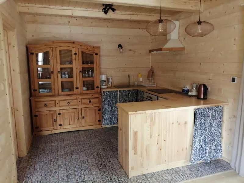 Swiety Spokoj Laka I Woda Pozezdrze Esterno foto