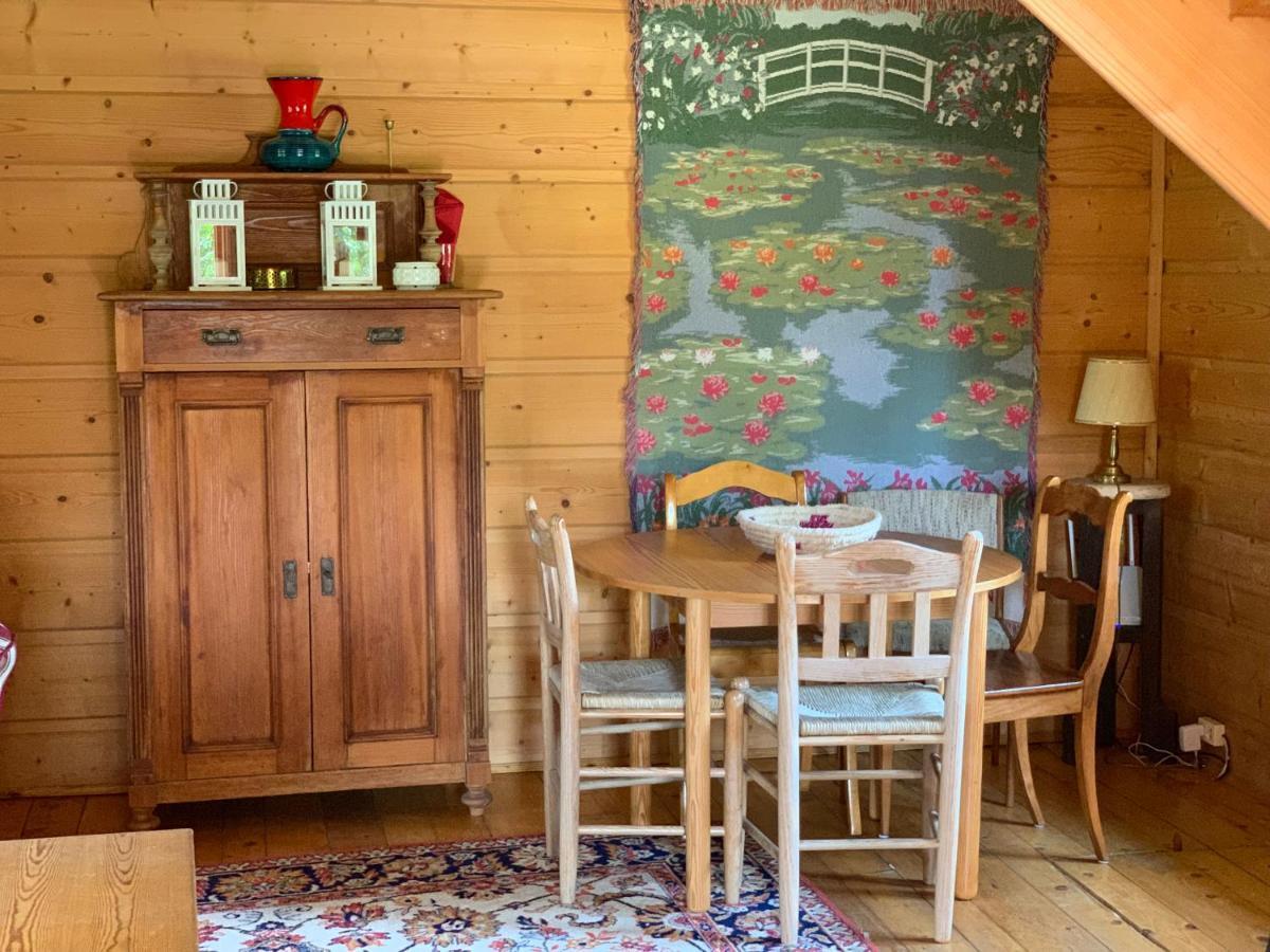 Swiety Spokoj Laka I Woda Pozezdrze Esterno foto
